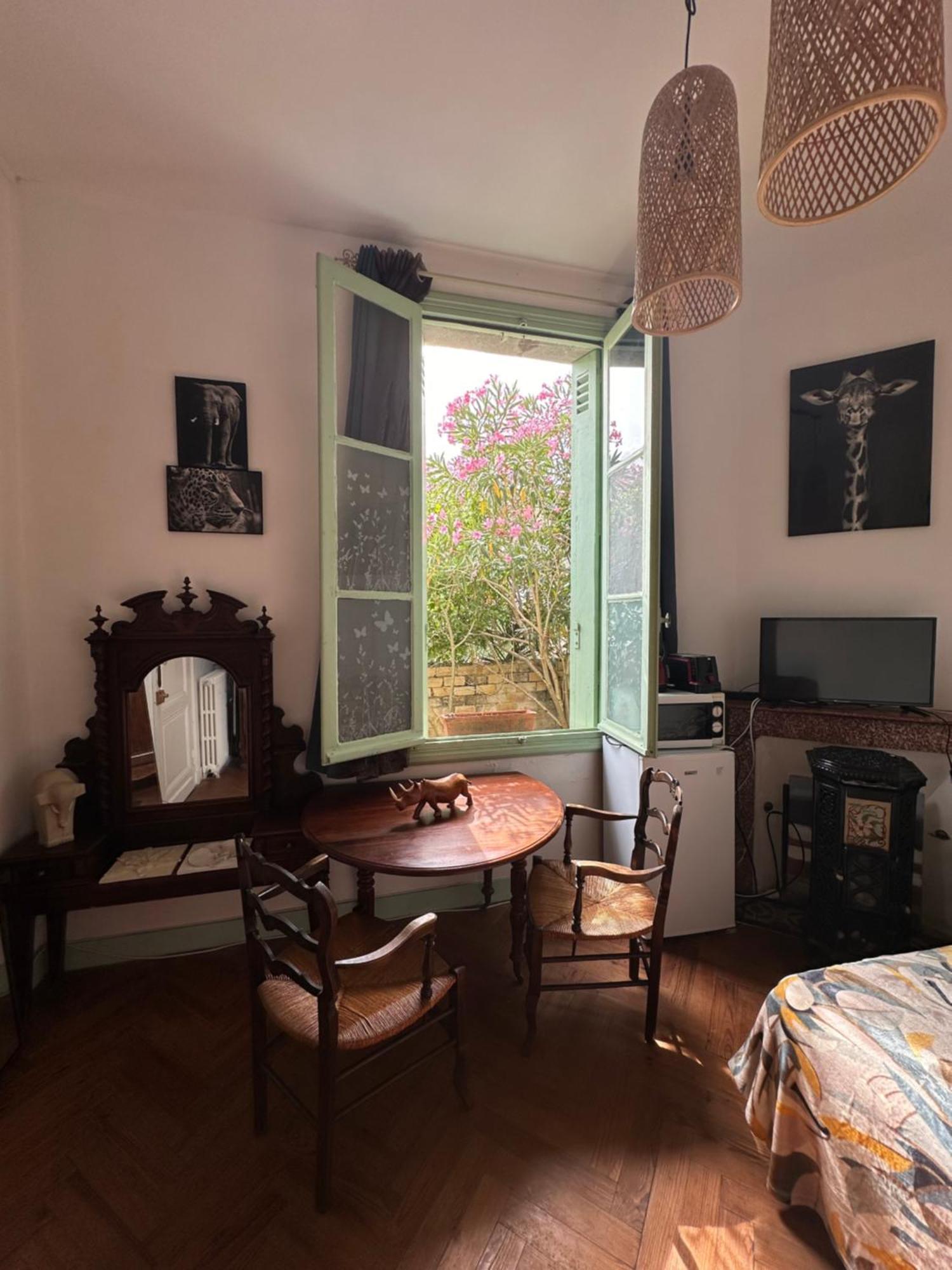 Violette Daire Bordeaux Dış mekan fotoğraf