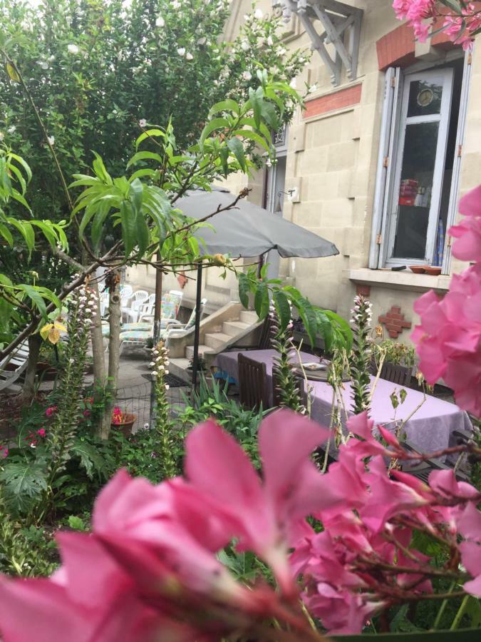 Violette Daire Bordeaux Dış mekan fotoğraf